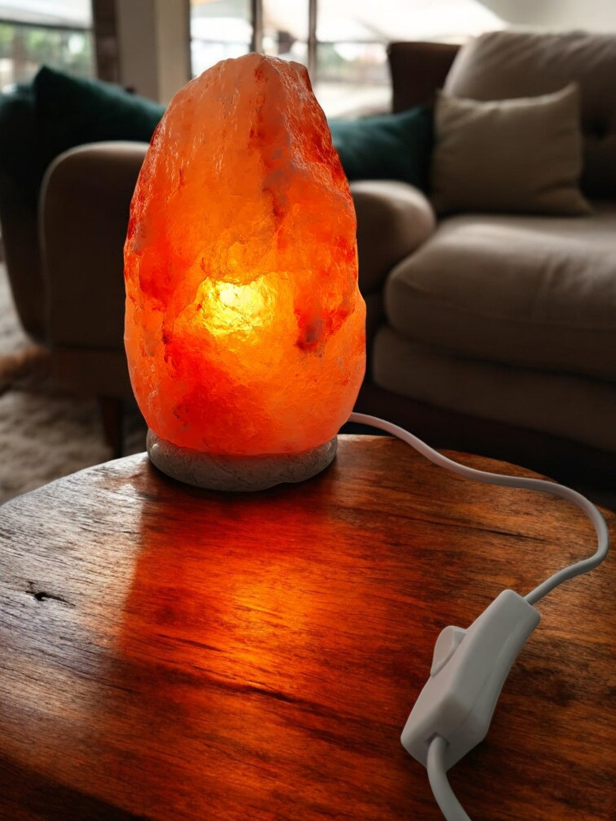 Natürliche Himalaya Salzlampe mit Marmor-Basis –Einzigartige Wohlfühlbeleuchtung