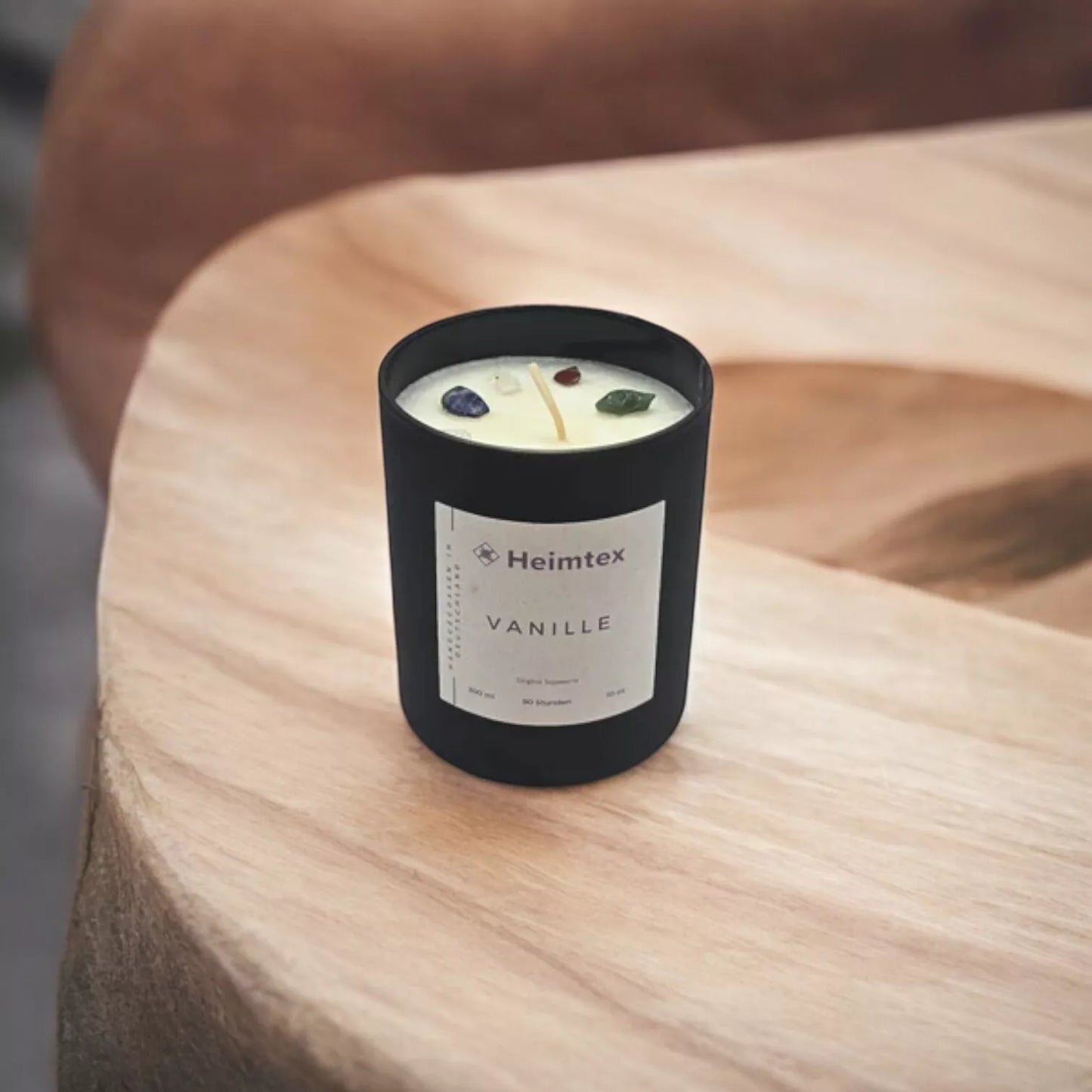 Handgefertigte Chakra-Kerze 300ml –80h Brenndauer, mit Chakra-Steinen